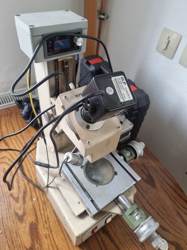 Mitutoyo toolmakers microscope - mitutoyo,